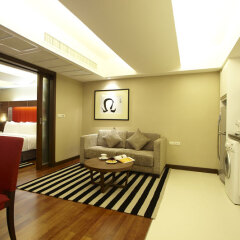 Legacy Suites Hotel Sukhumvit by Compass Hospitality 4* Люкс Премиум с разными типами кроватей фото 2