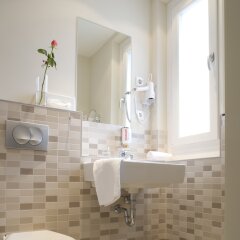 Best Western Hotel am Spittelmarkt 3* Улучшенный номер с различными типами кроватей фото 3