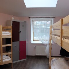 Angel Court Yard Hostel Кровать в общем номере с двухъярусной кроватью фото 18