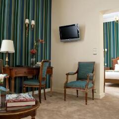 Hotel Mayfair 4* Стандартный номер с различными типами кроватей фото 17