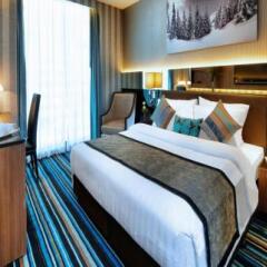 Отель The Continent Bangkok by Compass Hospitality 4* Улучшенный номер с различными типами кроватей фото 26