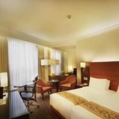 Rembrandt Hotel Suites and Towers 4* Улучшенный номер с разными типами кроватей фото 6