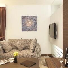 Отель Sukhumvit Suites Люкс фото 4