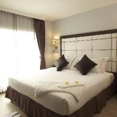 Отель Sukhumvit Suites Улучшенный номер фото 13