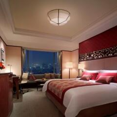 Отель Shangri-la Bangkok 5* Улучшенный номер с различными типами кроватей фото 26