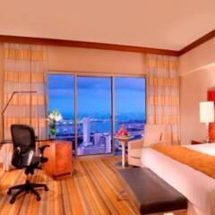 Отель Swissotel The Stamford 5* Номер Делюкс с различными типами кроватей