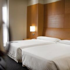 Hotel Silken Puerta Madrid 4* Стандартный номер с различными типами кроватей