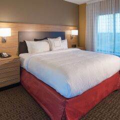 Отель Towneplace Suites Minneapolis Mall Of America 3* Люкс