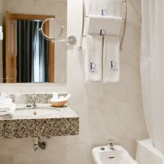 Ramblas Hotel 3* Номер Interior с двуспальной кроватью фото 7
