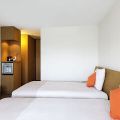 Отель Novotel Amsterdam City 4* Улучшенный номер с различными типами кроватей