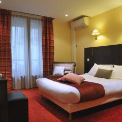 Hotel The Originals Paris Gare de l'Est Parisiana (ex Inter-Hotel) 3* Стандартный семейный номер с двуспальной кроватью