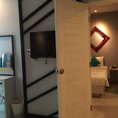 Отель The Crib Patong 3* Улучшенный номер с разными типами кроватей фото 3