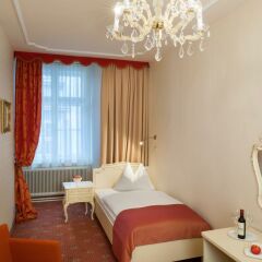 Palais Hotel Pertschy 4* Номер Делюкс
