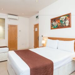 Avni Kensington Hotel 3* Улучшенный номер с различными типами кроватей