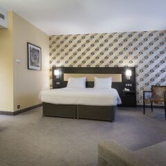 Отель Ramada Plaza Antwerp 4* Стандартный номер с различными типами кроватей
