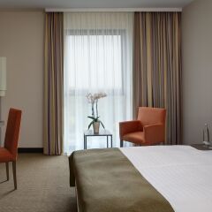 Отель InterCityHotel Berlin Hauptbahnhof 4* Номер Бизнес с двуспальной кроватью