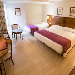 Отель Golden Tulip Andorra Fènix 4* Стандартный номер с различными типами кроватей
