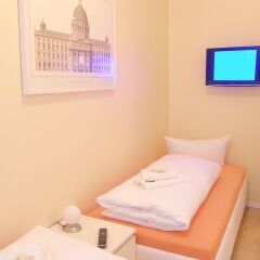 Отель City Guesthouse Pension Berlin 4* Семейный люкс