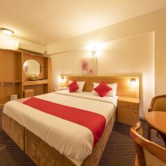 OYO 118 Dallas Hotel 2* Стандартный номер с двуспальной кроватью