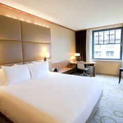 Отель Hilton Prague Old Town 5* Представительский номер с различными типами кроватей фото 10