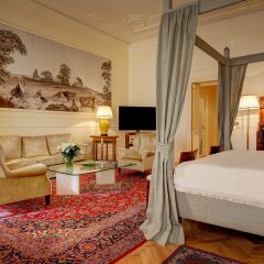 Grand Hotel Plaza 5* Семейный люкс с двуспальной кроватью