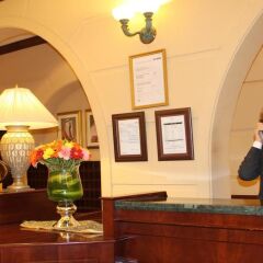 Carlton Palace Hotel вестибюль