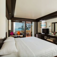 Отель Beyond Resort Kata 4* Улучшенный номер с различными типами кроватей фото 2