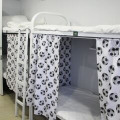 Хостел Bed&beer Кровать в общем номере двухъярусные кровати