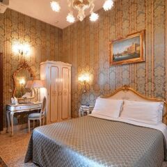 Отель Residenza San Maurizio 3* Улучшенный номер с двуспальной кроватью фото 2