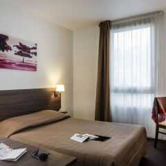 Отель Aparthotel Adagio access Paris Quai d'Ivry 3* Улучшенная студия с различными типами кроватей фото 5