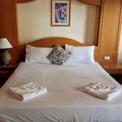 Отель Ruen Thai Guesthouse Patong жилая площадь фото 3