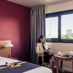 Отель Mercure Paris Porte de Versailles Expo 4* Стандартный номер с различными типами кроватей