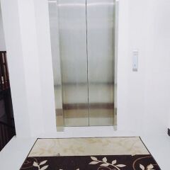 Отель Boomerang Inn вестибюль