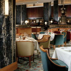 Отель Waldorf Astoria New York Нью-Йорк гостиничный бар
