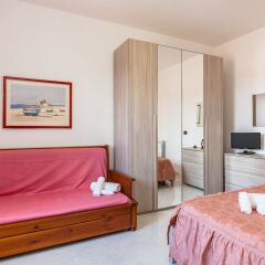 Апартаменты L'Opera Apartments Апартаменты с различными типами кроватей