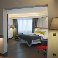 Отель Crowne Plaza Belgrade Сербия, Белград - отзывы, цены и фото номеров - забронировать отель Crowne Plaza Belgrade онлайн комната для гостей фото 2