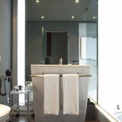 AC Hotel Som by Marriott 4* Стандартный номер с различными типами кроватей