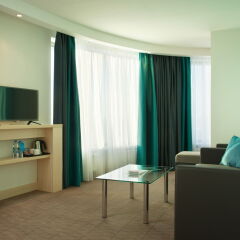 Гостиница Hampton by Hilton Moscow Strogino (Хэмптон бай Хилтон) 3* Стандартный номер с разными типами кроватей фото 6