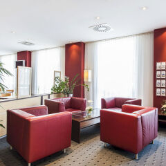 AZIMUT Hotel Vienna лобби