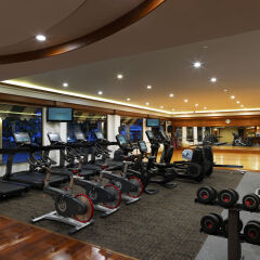 Отель Le Meridien Phuket Beach Resort гимнастика фото 2