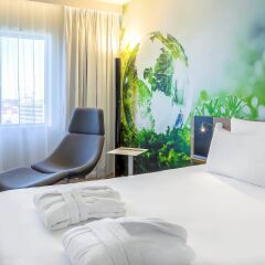 Отель Novotel Wroclaw Centrum Польша, Вроцлав - 1 отзыв об отеле, цены и фото номеров - забронировать отель Novotel Wroclaw Centrum онлайн комната для гостей
