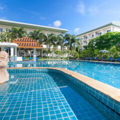 Chalong Beach Hotel Phuket открытый бассейн фото 2