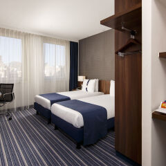 Отель Holiday Inn Express Amsterdam - South 3* Стандартный номер с различными типами кроватей фото 3