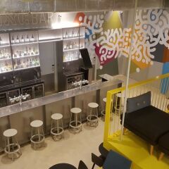 ClinkNOORD - Hostel Амстердам гостиничный бар
