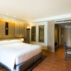 Отель Phuket Marriott Resort & Spa, Merlin Beach 5* Стандартный номер разные типы кроватей фото 4
