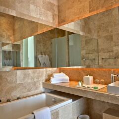 Отель Hyatt Centric Levent Istanbul ванная