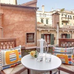 Апартаменты Grimaldi Apartments – Cannaregio, Dorsoduro e Santa Croce Апартаменты с 2 отдельными кроватями фото 12