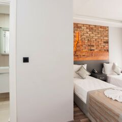Мини-Отель Aplus Residence Номер категории Эконом с различными типами кроватей