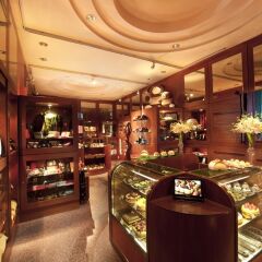 Отель Conrad Centennial Singapore сувенирный магазин