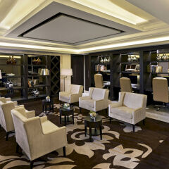 Отель Waldorf Astoria Dubai Palm Jumeirah деловой центр